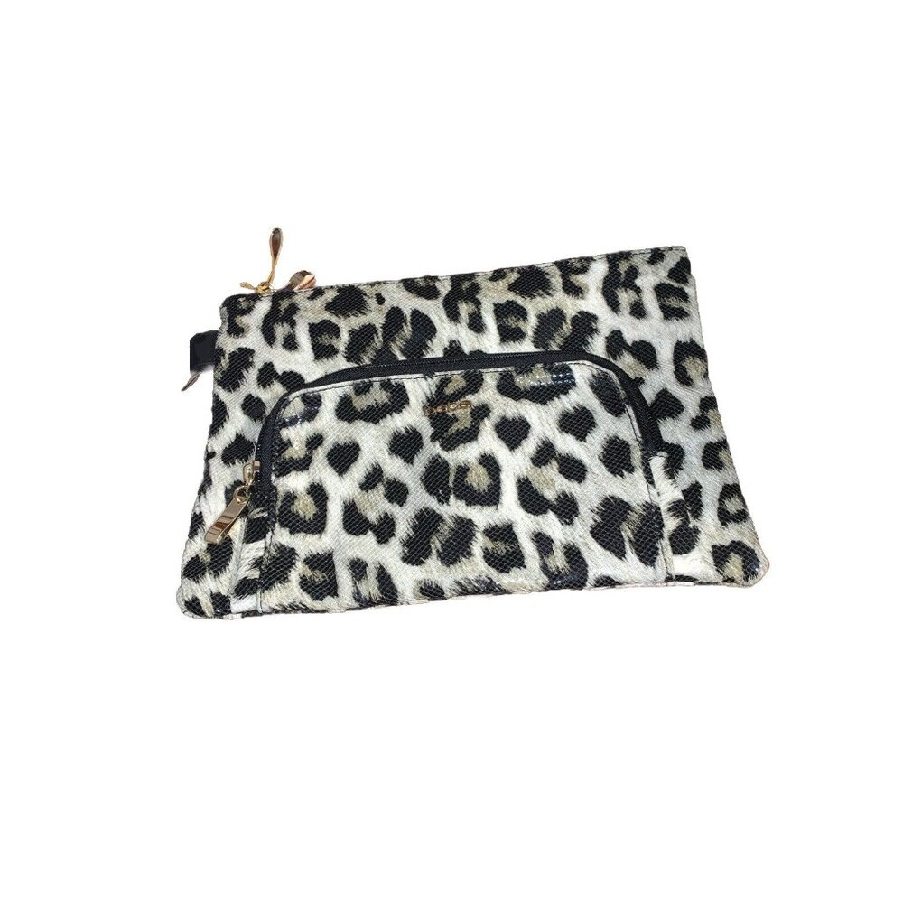 Bebe Leopard Print Cosmetic Bag Size Medium New With Tags